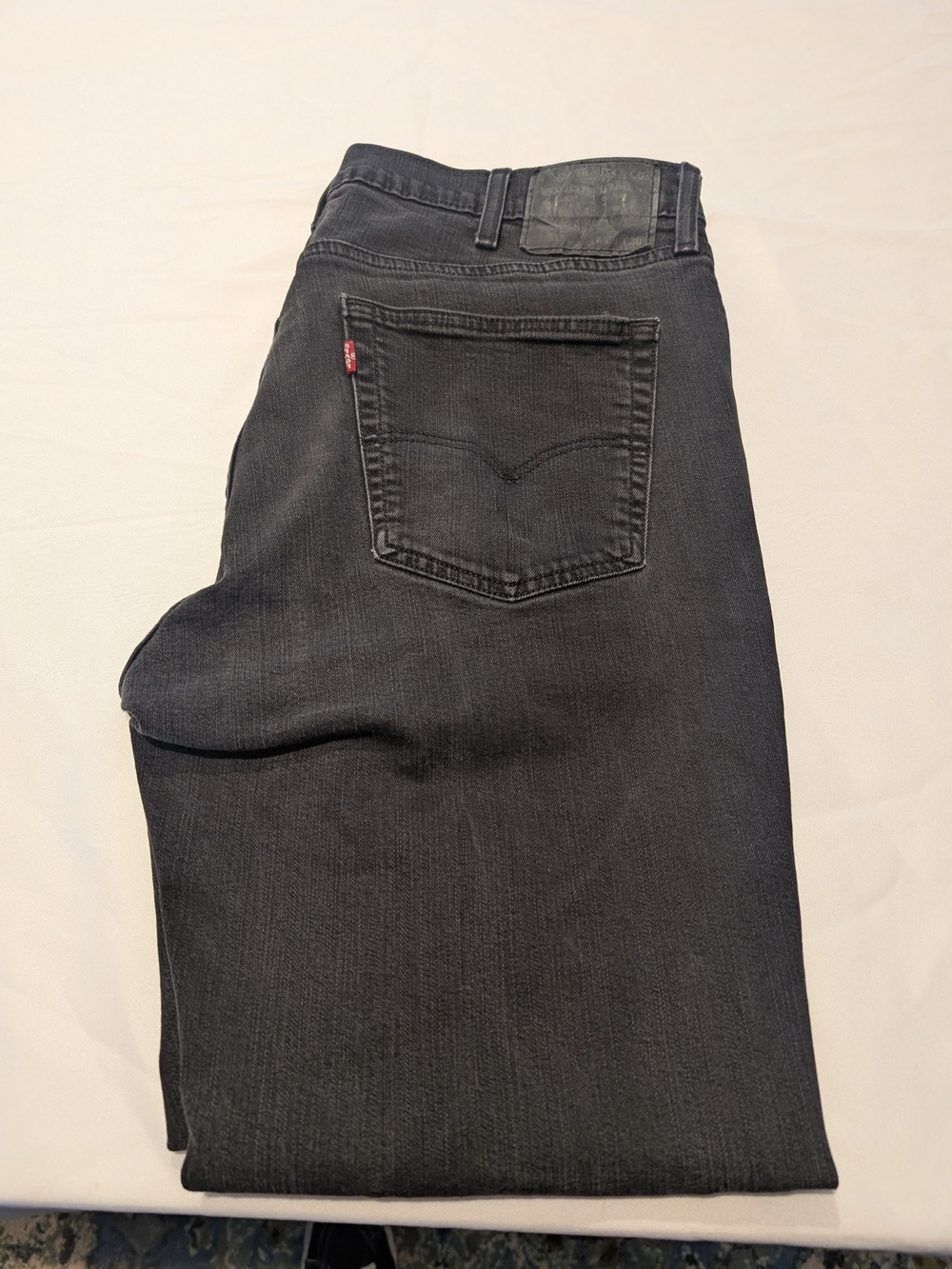 Levi's Men's Charcoal Straight-Leg Jeans